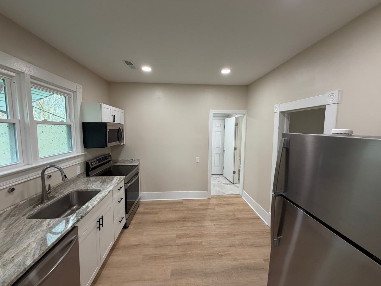 1326 Morton Ave Se #1 - Photo 3 of 10