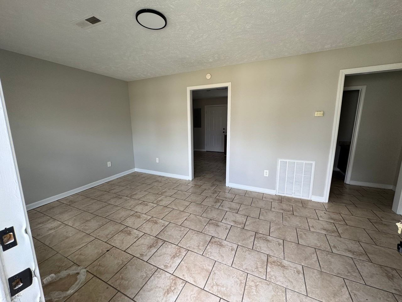 811 Scott St #1 - Photo 6 of 8