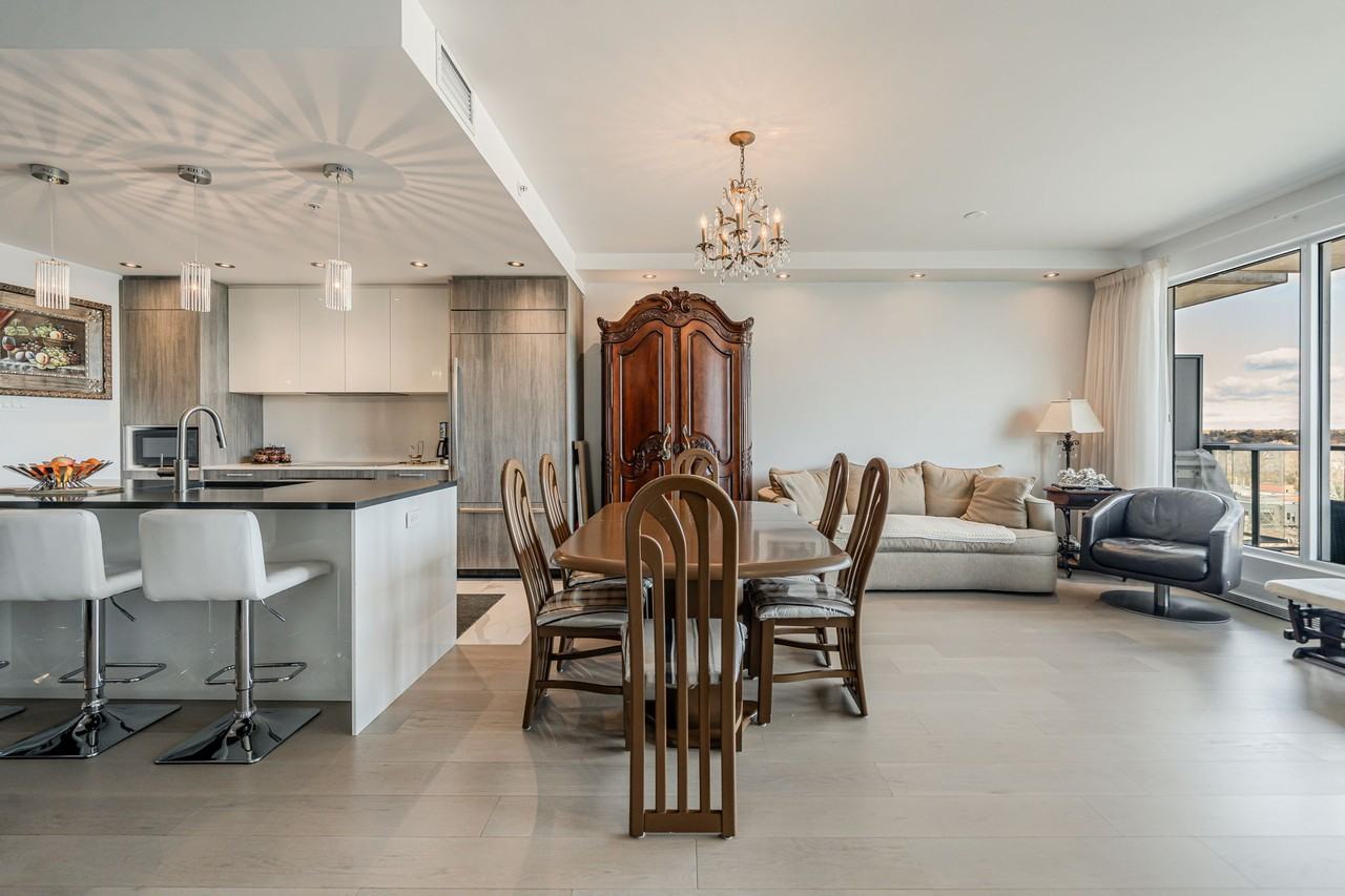 9 Boulevard des Prairies #1007 - Photo 3 of 23