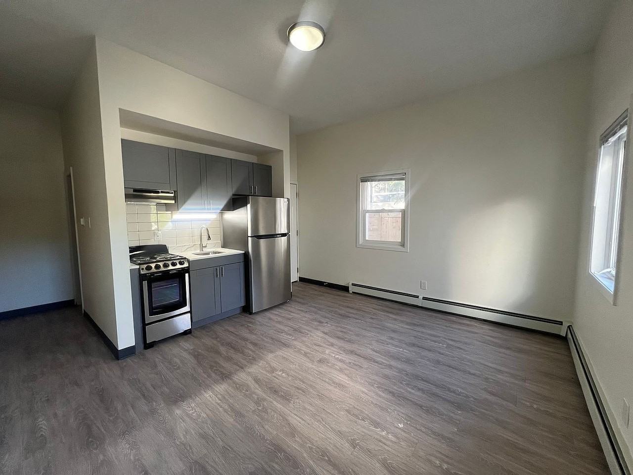 1119 2nd St Sw #2 - Photo 4 of 15