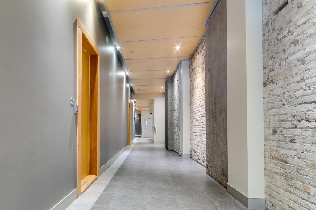 454 Rue De La Gauchetière O #907 - Photo 7 of 30