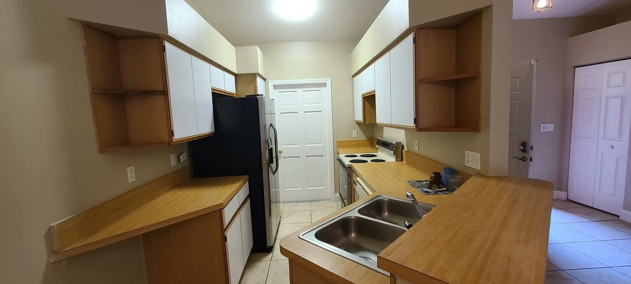 5 Almond Drive Pass #1 - Photo 3 of 10