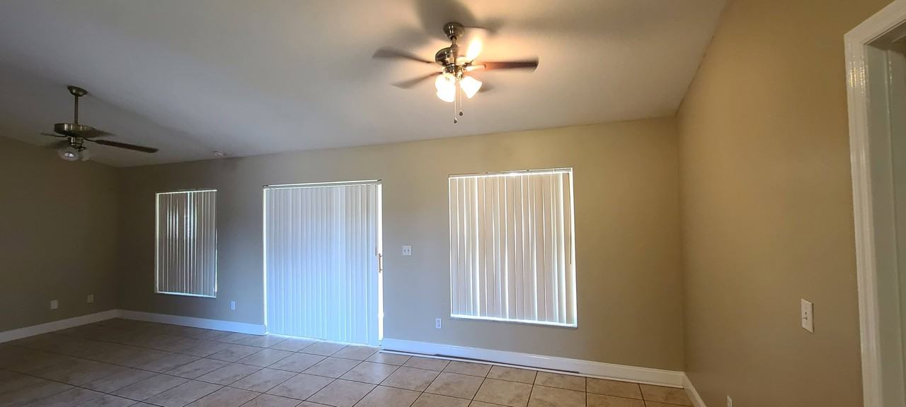 5 Almond Drive Pass #1 - Photo 4 of 10