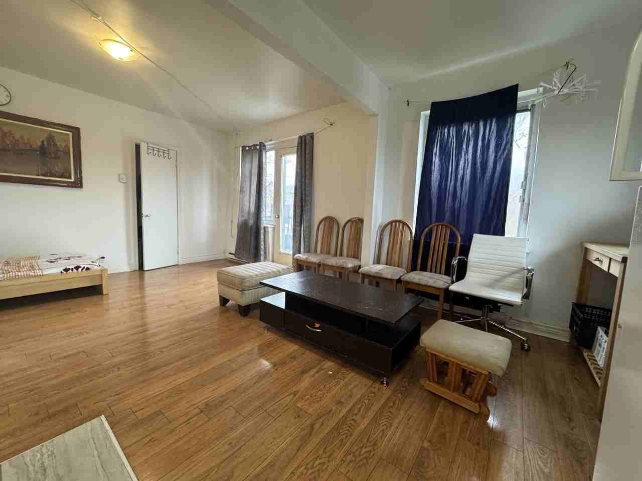 349 Boul Graham #16 - Photo 2 of 7