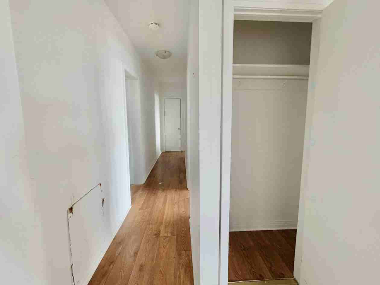 341 Boul Graham #18 - Photo 5 of 22