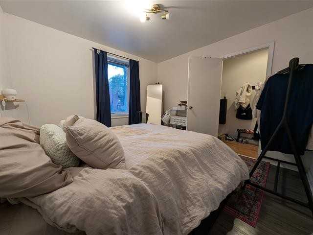 380 Rue Null - Photo 4 of 16