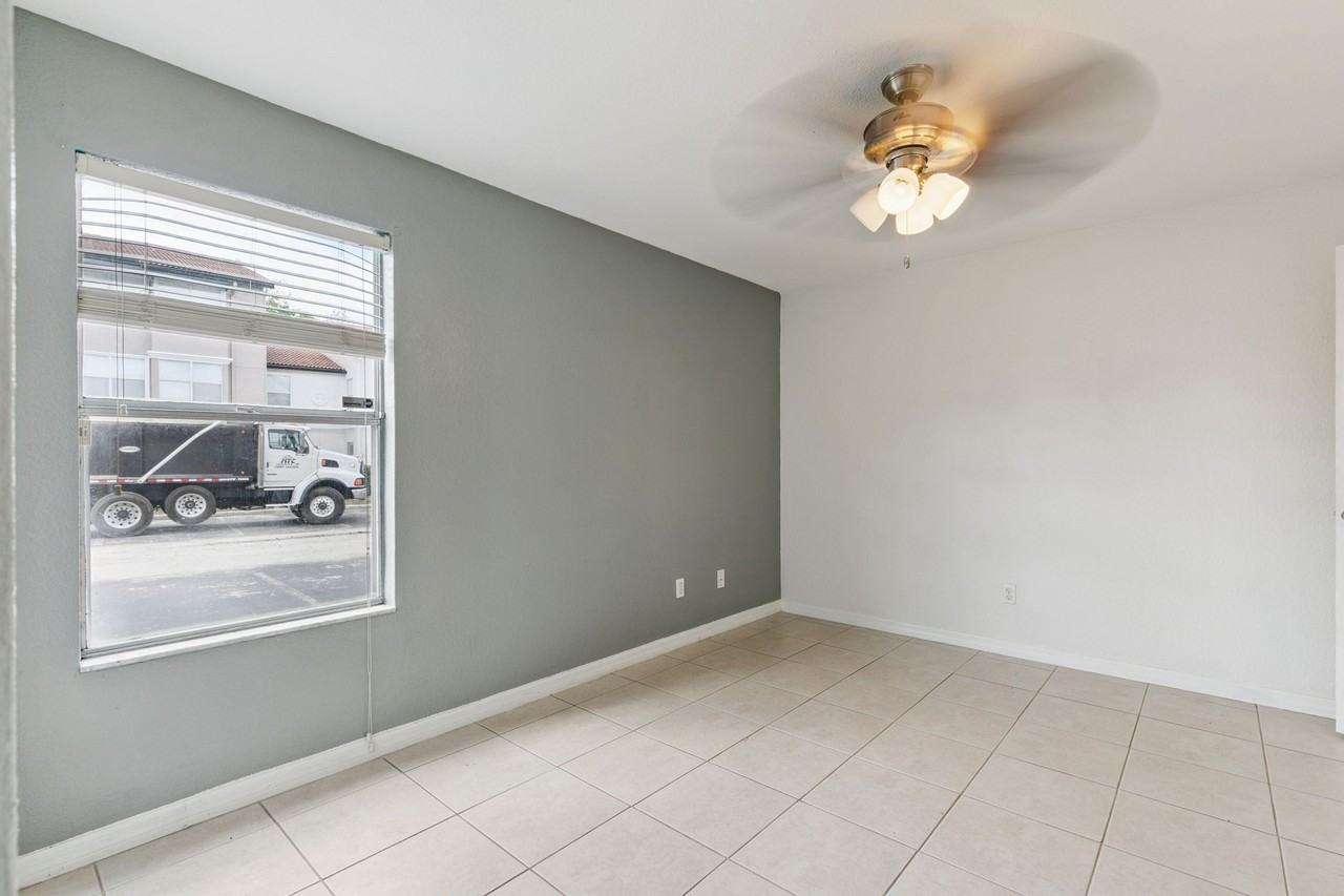 5112 Conroy Road - 311Apt 311 #311 - Photo 4 of 15