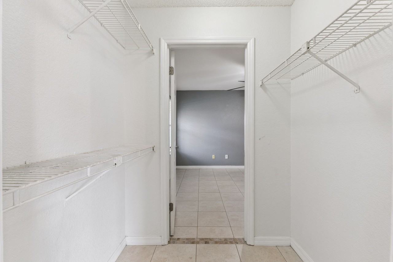 5112 Conroy Road - 311Apt 311 #311 - Photo 5 of 15