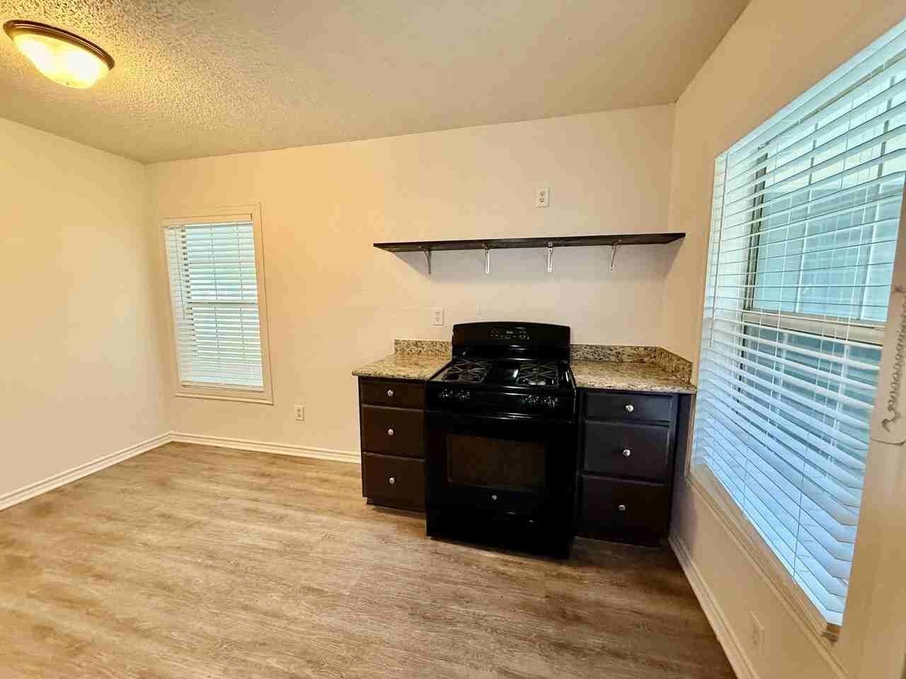 4709 Penrose Ave #1 - Photo 4 of 8