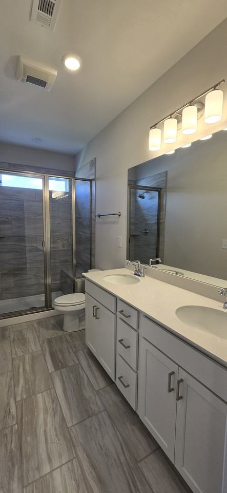 5113 Pace Park Cir #1 - Photo 6 of 10