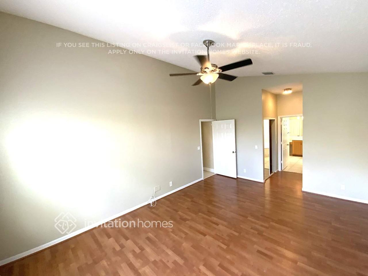 9549 Lago Dr - Photo 6 of 11