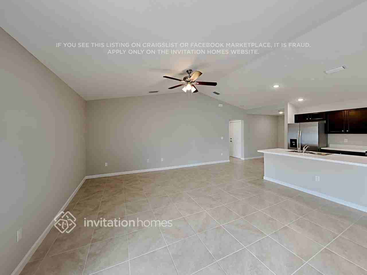 832 Se Starflower Ave - Photo 7 of 17