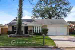 featured image of 23435 Verngate Dr