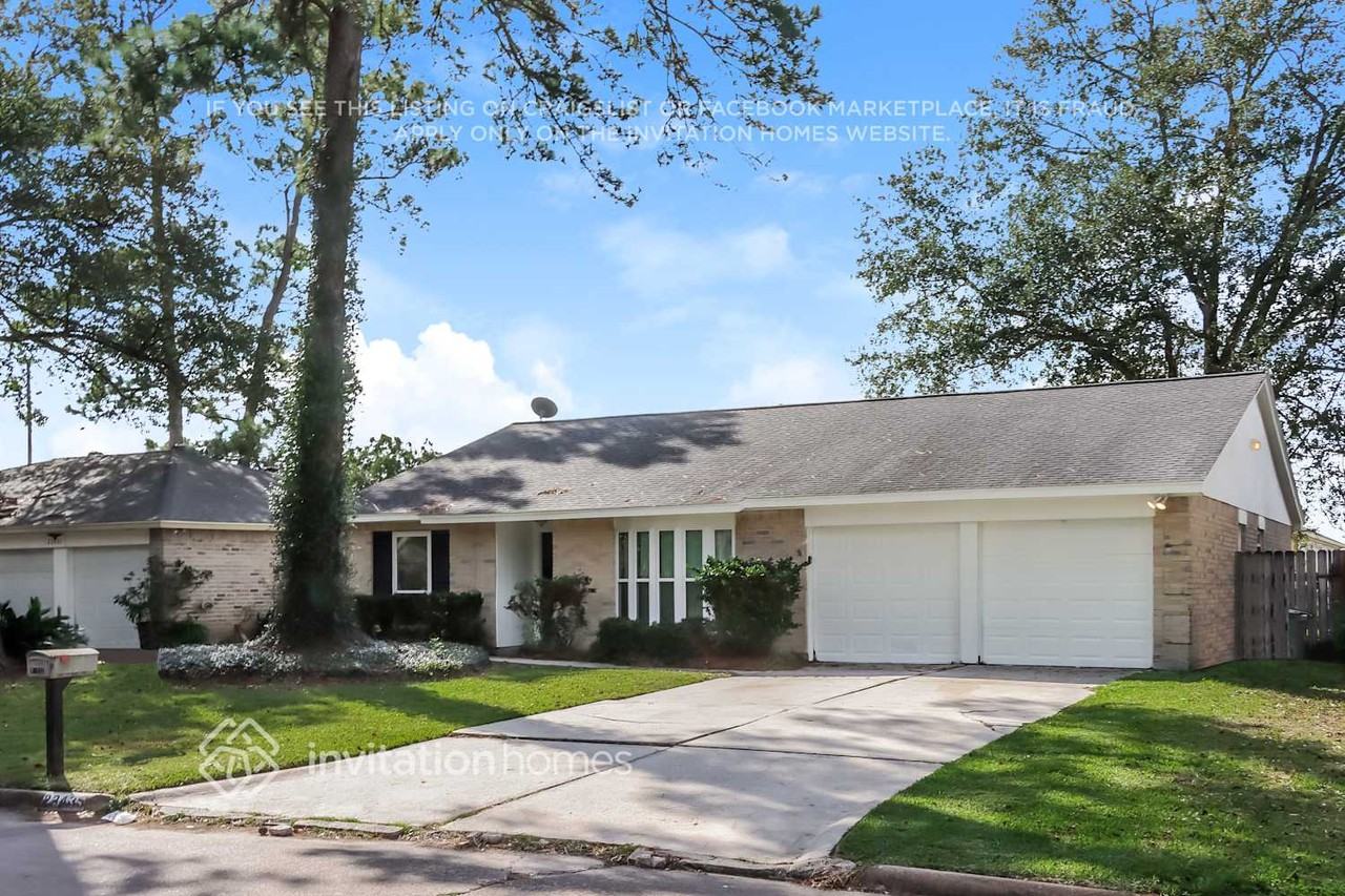 23435 Verngate Dr - Photo 2 of 16