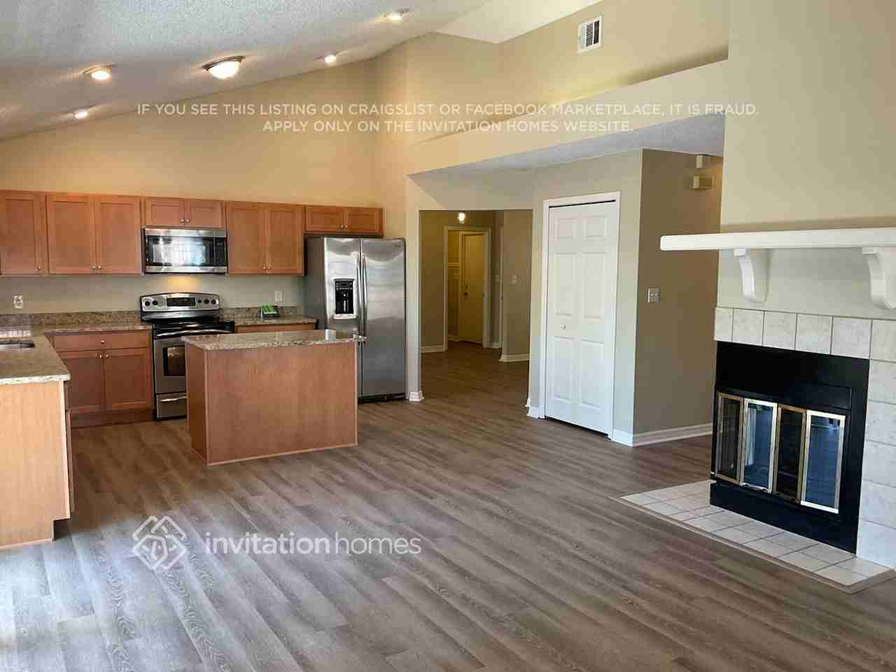 1122 Shaffer Trl - Photo 4 of 19