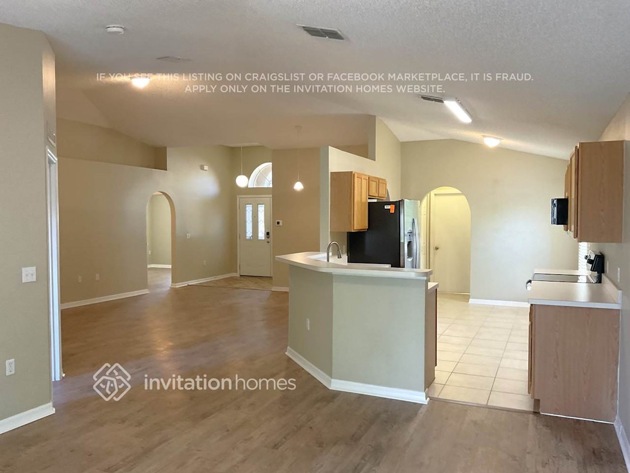 1710 W Marshall Lake Dr - Photo 4 of 13