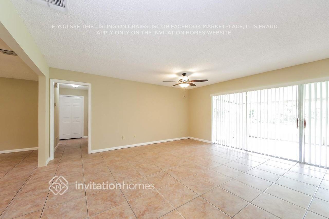 109 Slade Dr - Photo 3 of 20