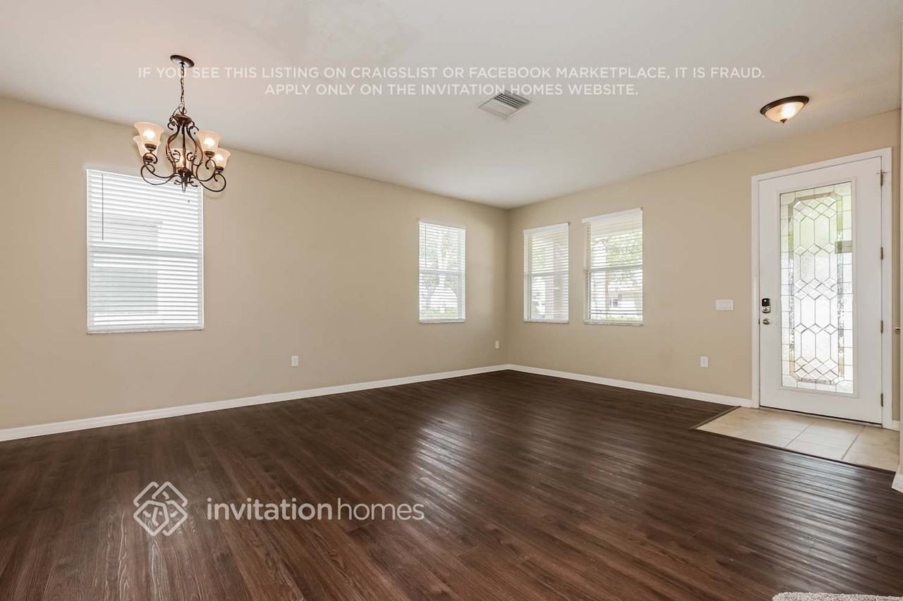 11135 Golden Silence Dr - Photo 5 of 18
