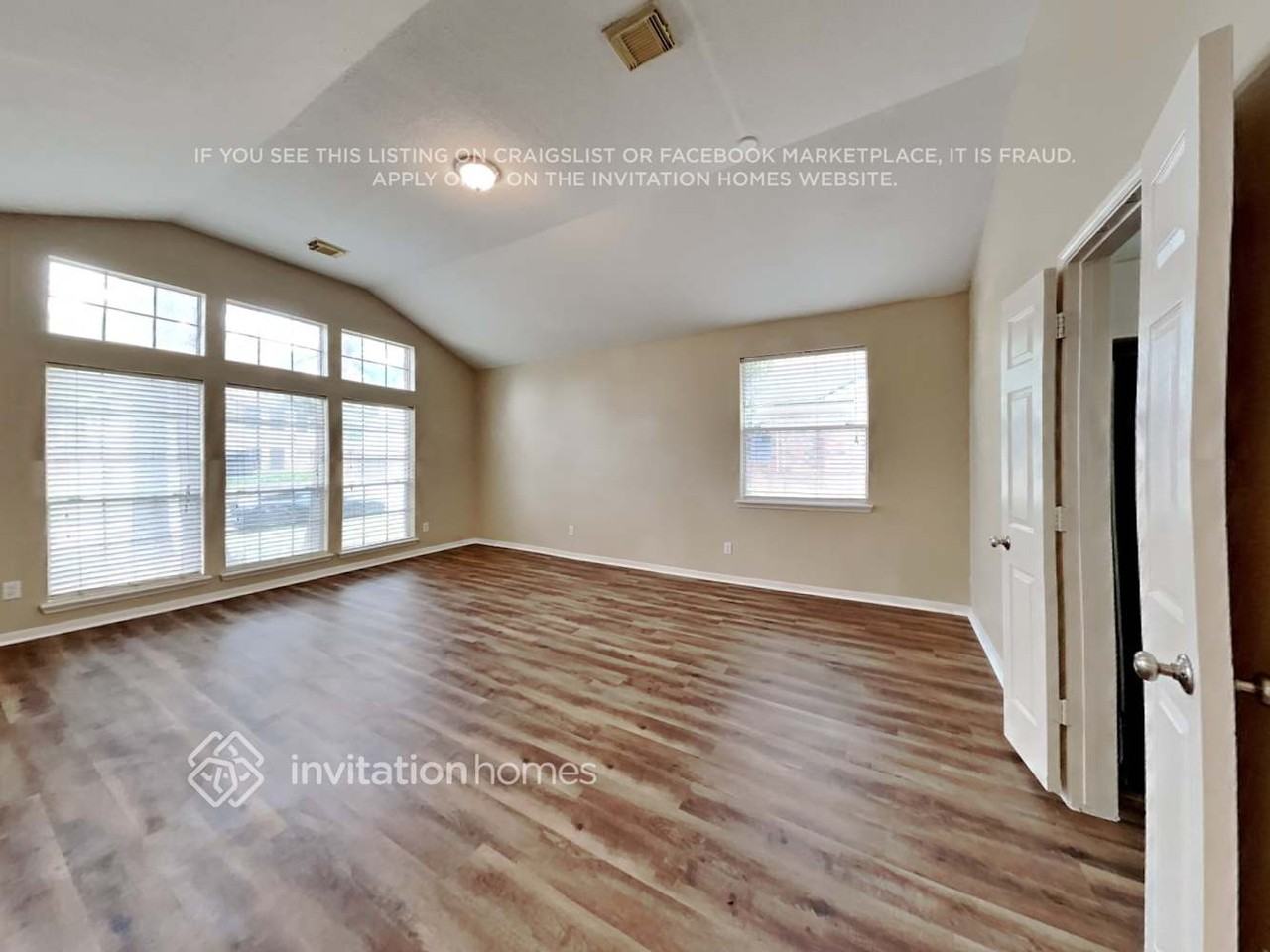 7022 Fuchsia Ln - Photo 4 of 17