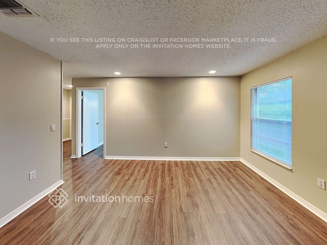 6916 Sugarbush Dr - Photo 3 of 18