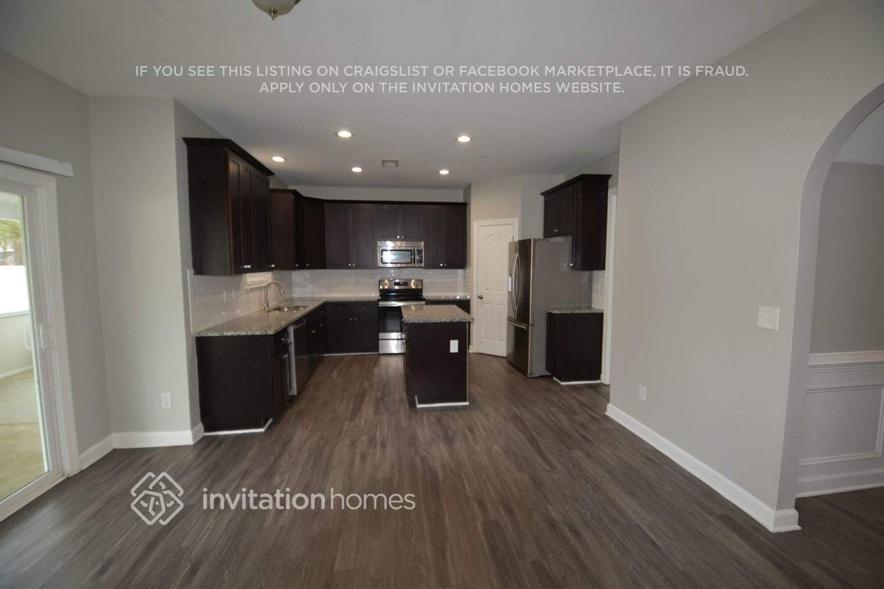 549 Meredith Ct - Photo 5 of 19