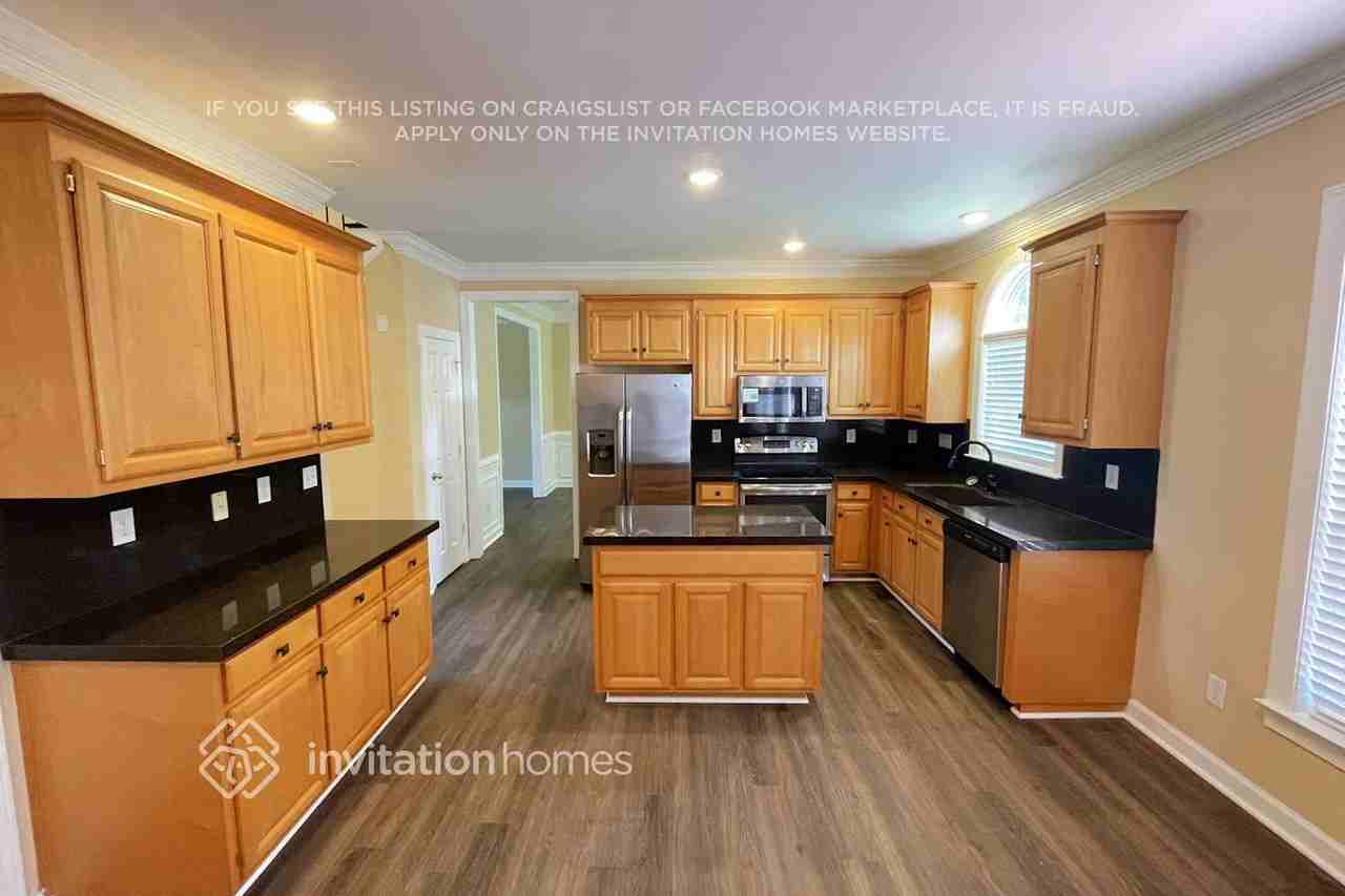 2013 Copperplate Rd - Photo 6 of 13