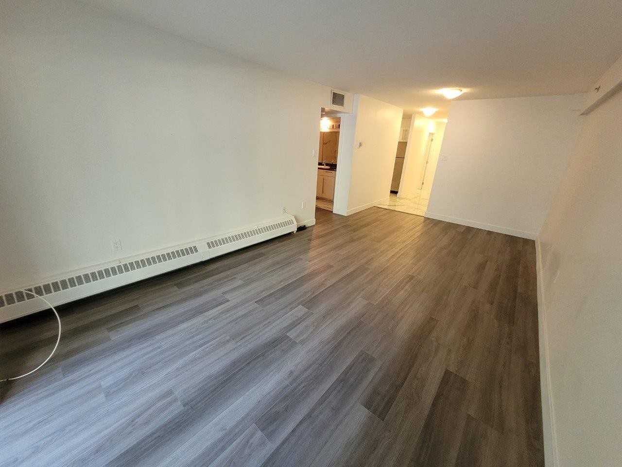 537 4th Avenue North - Photo 2 of 10