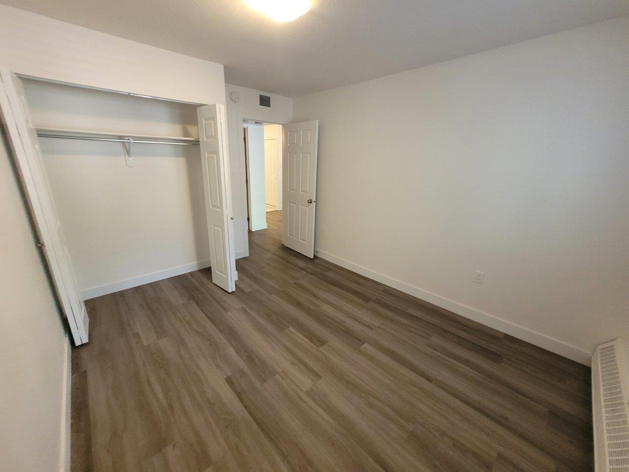 537 4th Avenue North - Photo 7 of 10