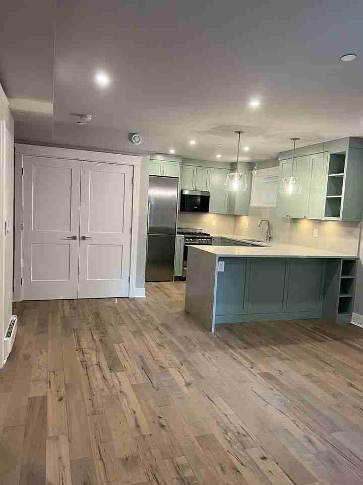 68 West 18th Avenue - Photo 4 of 14