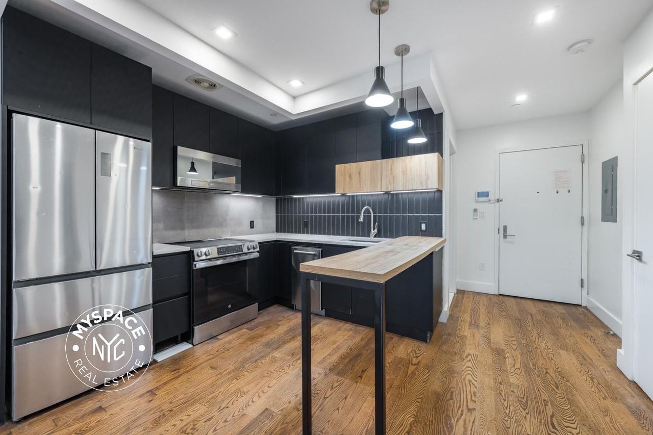 1800 Ocean Ave #2C - Photo 3 of 19