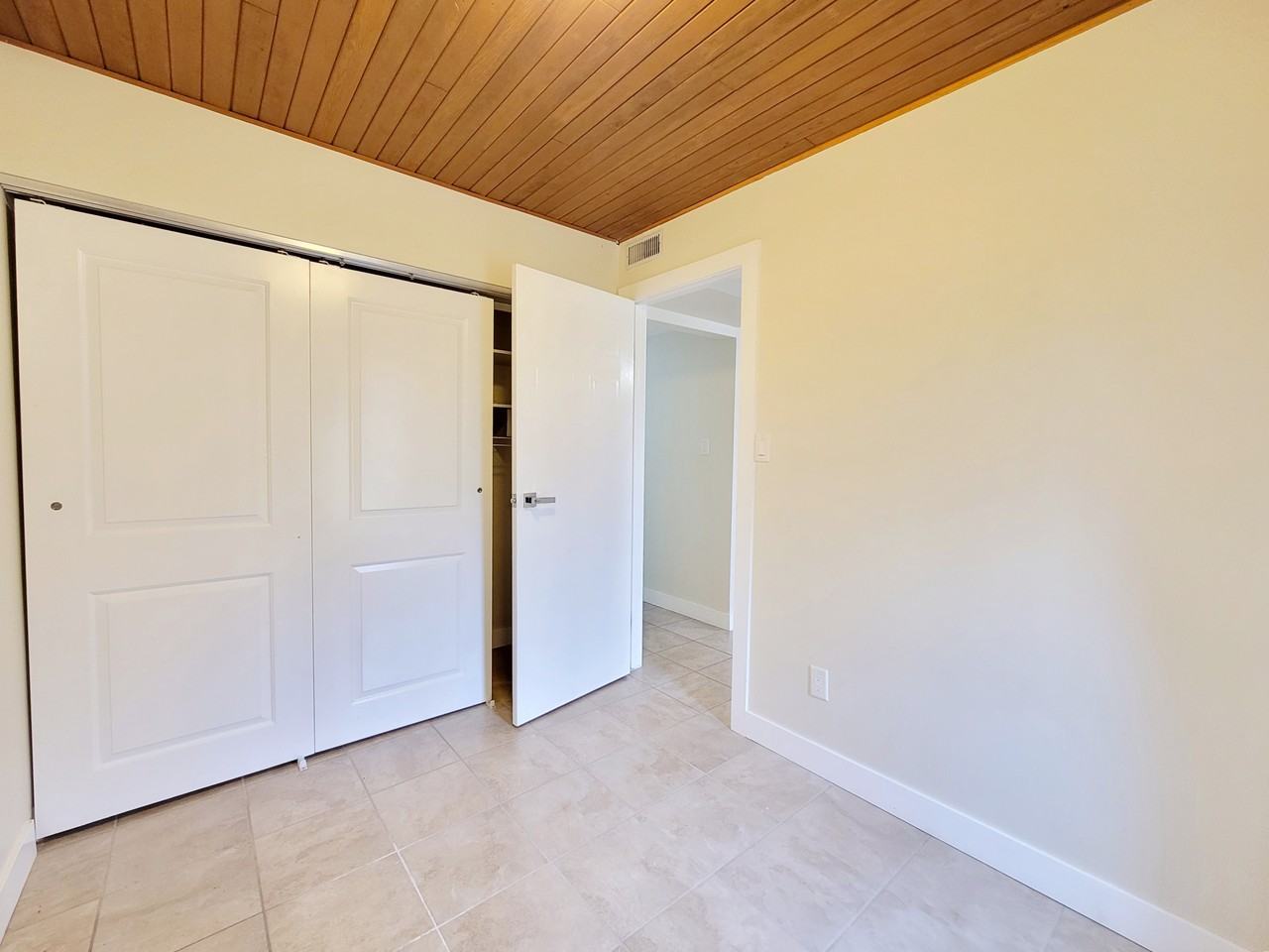 618 Sperling Avenue - Photo 6 of 8