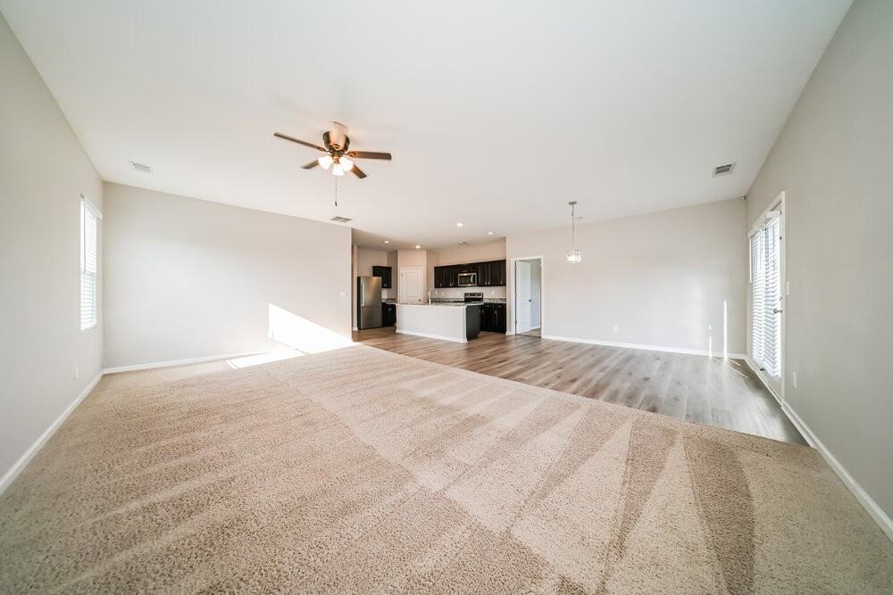 1062 Coldwater Dr - Photo 4 of 16