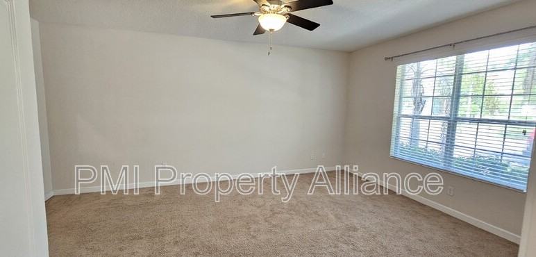 15217 Evergreen Oak Loop - Photo 6 of 25