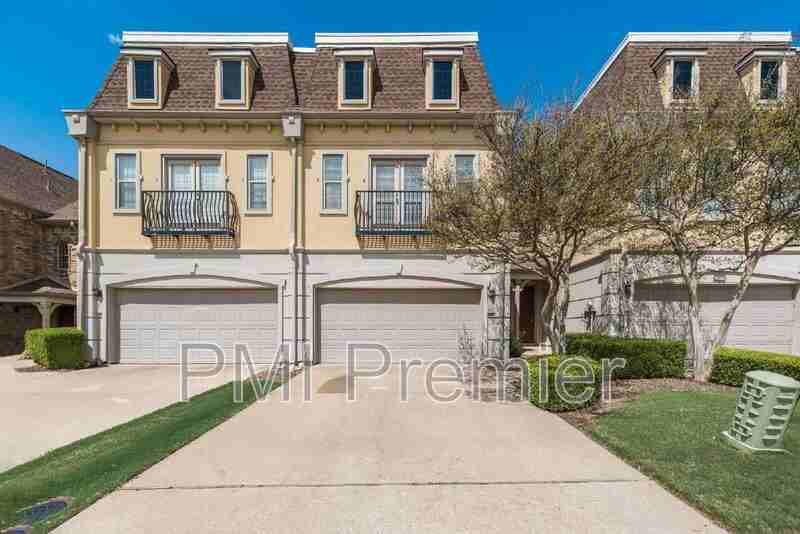 321 Metropolitan Dr - Photo 2 of 31