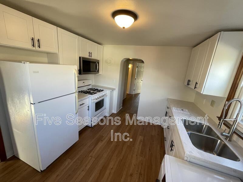 70 North St - Photo 7 of 14