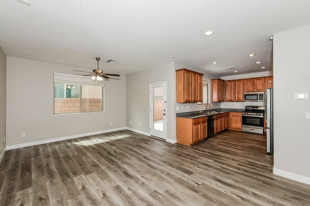 10169 Palazzo Marcelli Ct - Photo 6 of 17