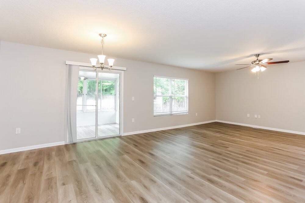 3703 Summit Oaks Dr - Photo 6 of 19