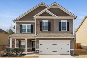 featured image of 376 Ivy Chase Loop