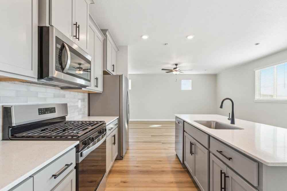 9481 Yampa St - Photo 7 of 22