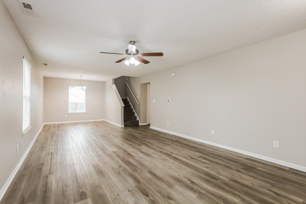 5412 Powder River Ct - Photo 5 of 17