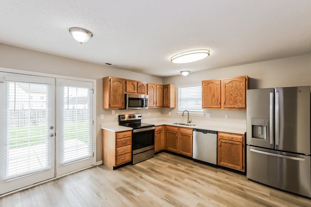 5412 Powder River Ct - Photo 6 of 17