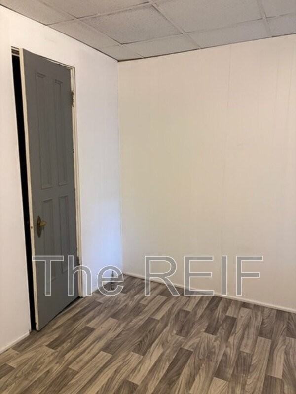 1025 N Washington Ave #8 - Photo 5 of 8