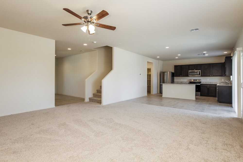 5012 S 109th Dr - Photo 5 of 17