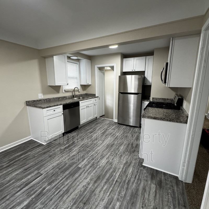 19770 Kingsville St - Photo 3 of 8