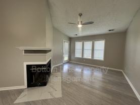 942 Stewarts Creek Dr #8 - Photo 1 of 1