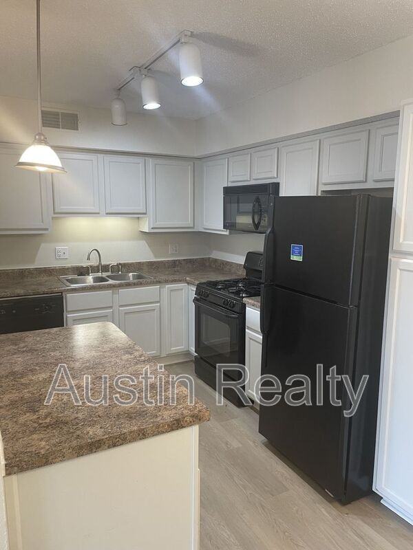 1434 Willow Brook Cv #8 - Photo 3 of 11