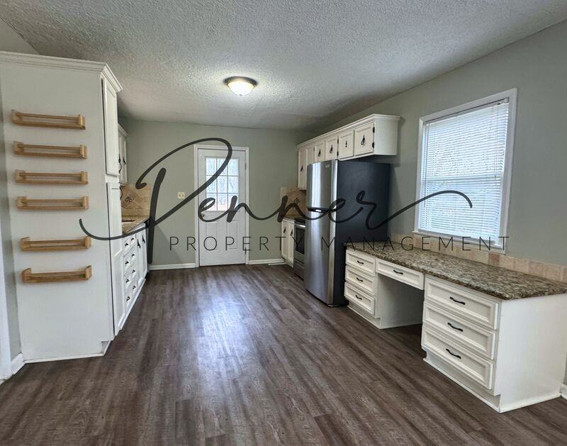 513 Nw Ward Ln - Photo 4 of 12