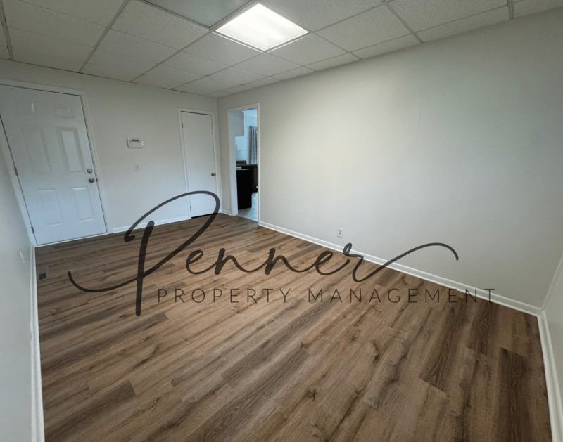 9700 Bennington Ave - Photo 7 of 12