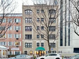 1347 N Dearborn St #504 - Photo 1 of 1