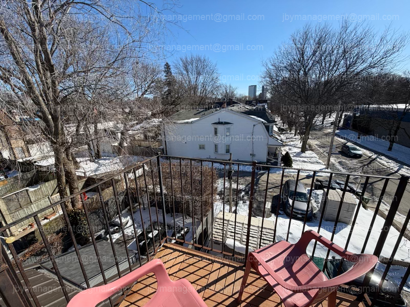 9 Vermont Avenue - Photo 7 of 8